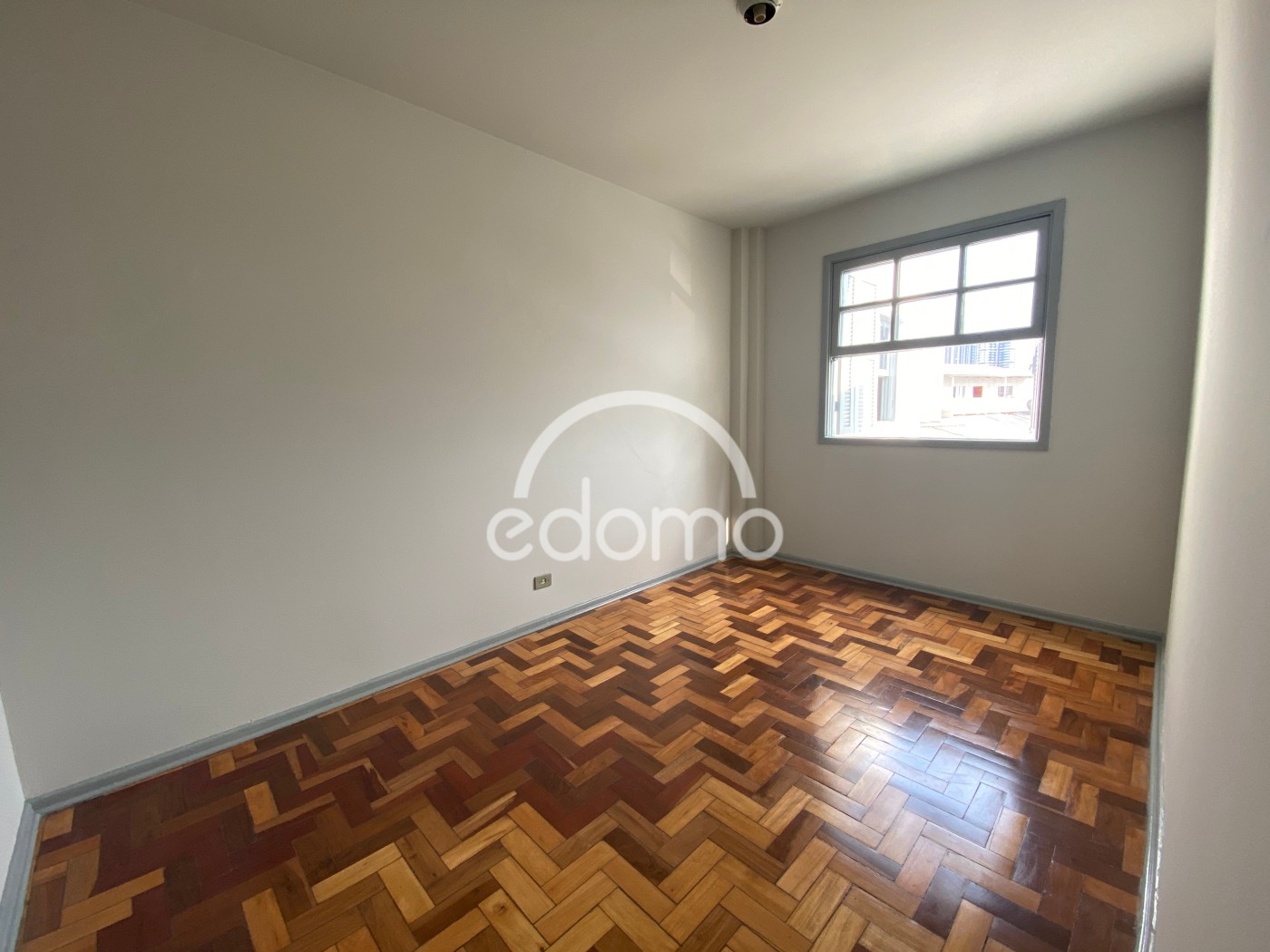 Apartamento para alugar com 1 quarto, 55m² - Foto 4