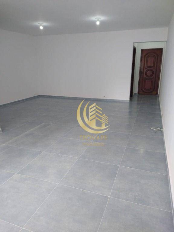 Apartamento à venda com 3 quartos, 120m² - Foto 8