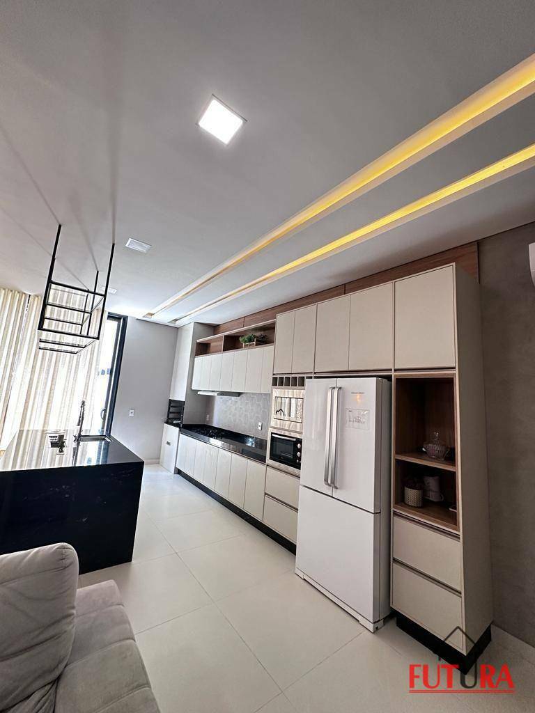 Casa de Condomínio à venda com 3 quartos, 177m² - Foto 4