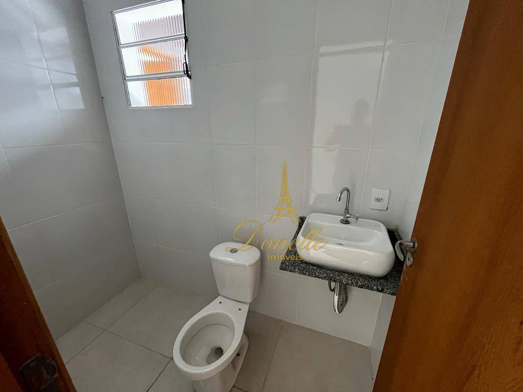 Casa à venda com 2 quartos, 70m² - Foto 23