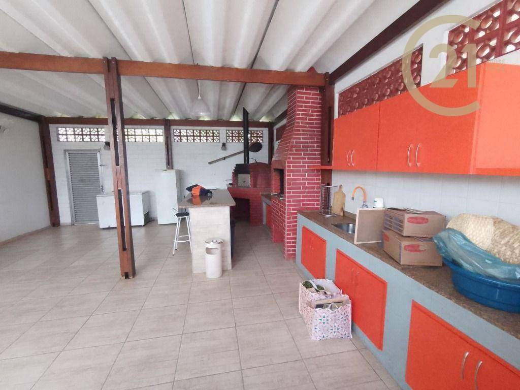 Apartamento para alugar com 3 quartos, 80m² - Foto 11