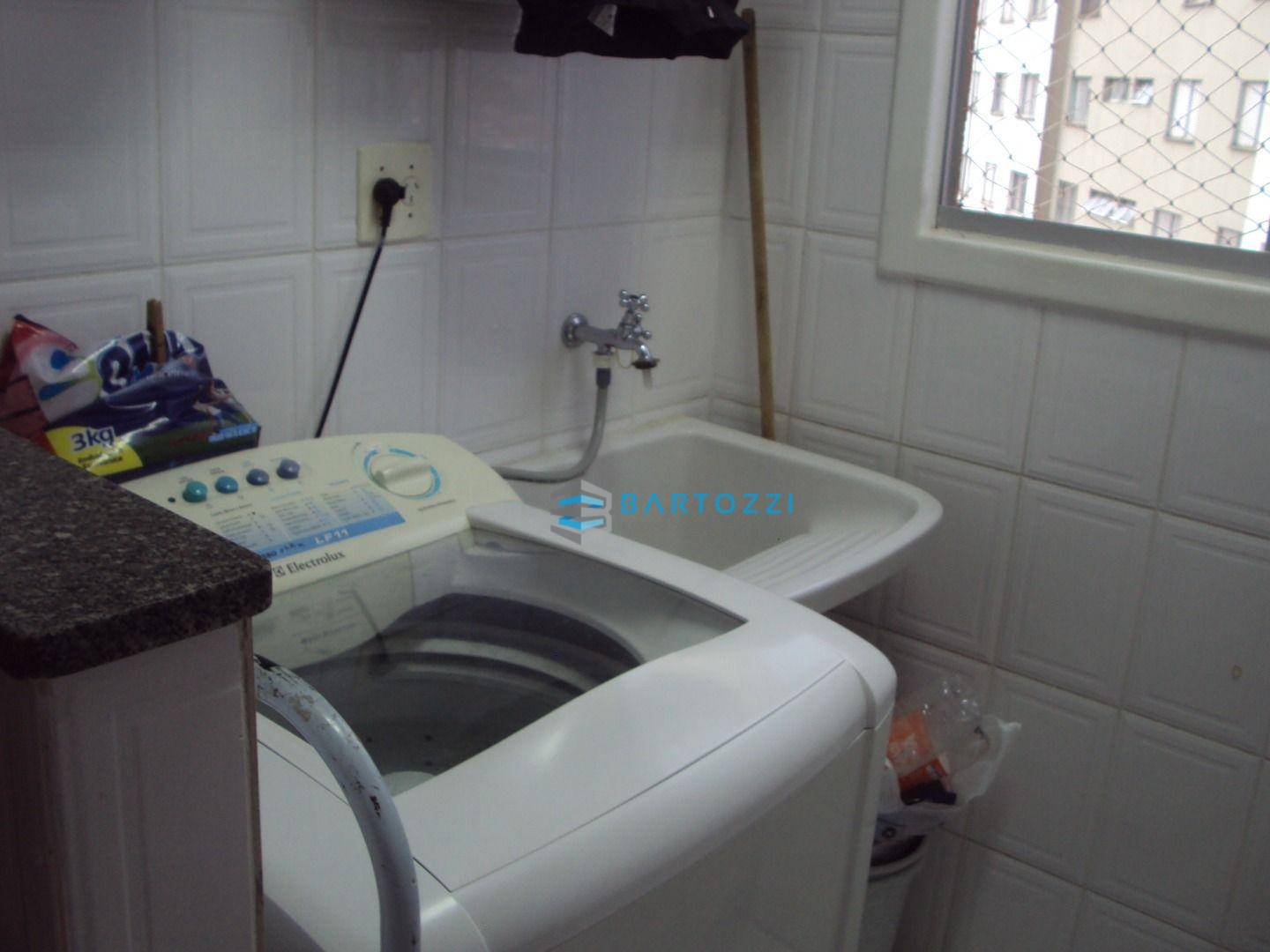 Apartamento à venda com 2 quartos, 60m² - Foto 16