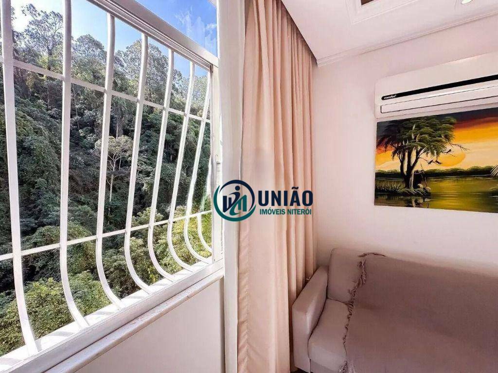 Apartamento à venda com 2 quartos, 64m² - Foto 4