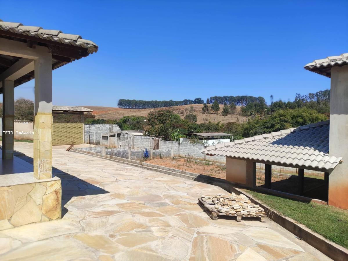 Fazenda à venda com 3 quartos, 1500m² - Foto 4