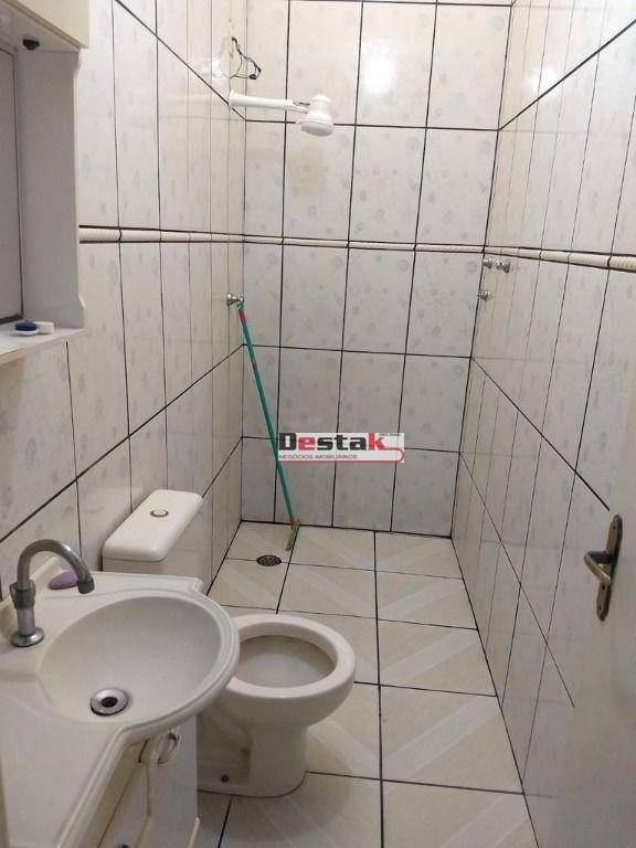 Sobrado à venda com 2 quartos, 178m² - Foto 17