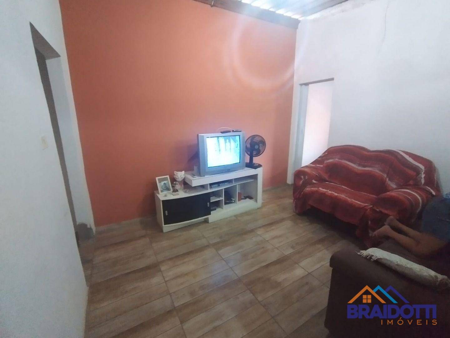 Casa à venda com 3 quartos, 200m² - Foto 4