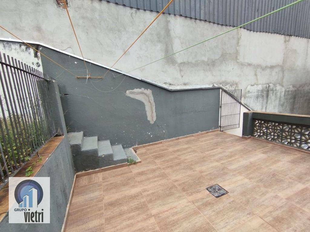 Sobrado à venda com 3 quartos, 220m² - Foto 22