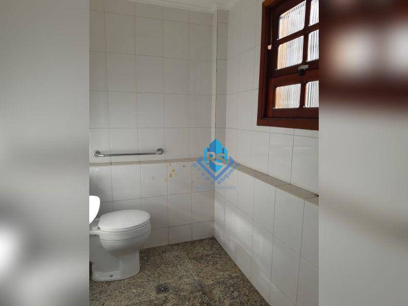 Sobrado à venda e aluguel com 3 quartos, 345m² - Foto 25