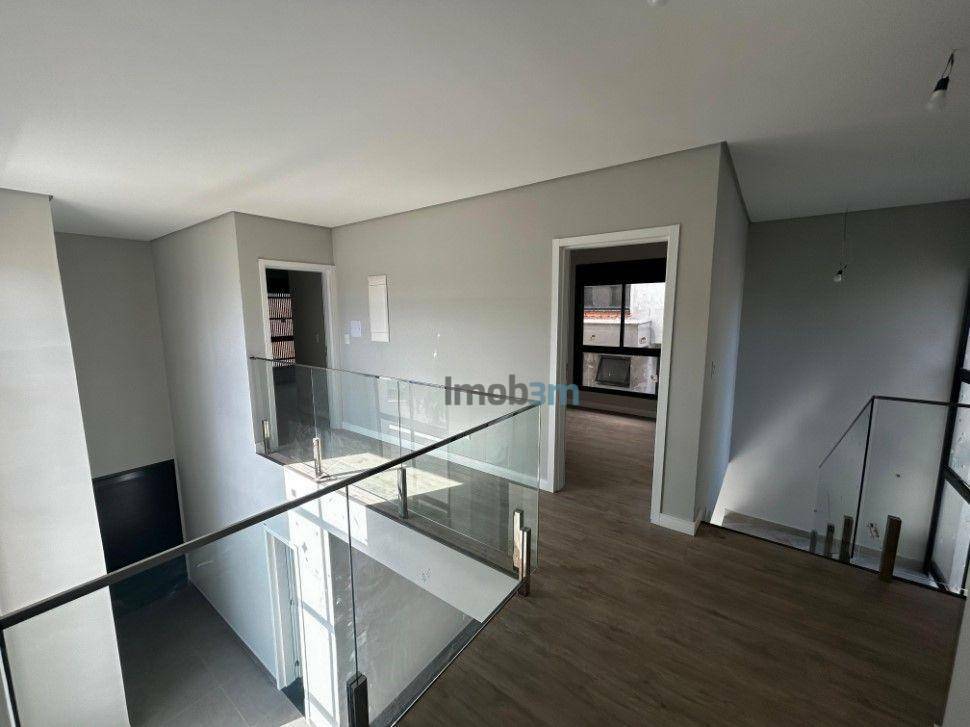 Sobrado à venda e aluguel com 3 quartos, 253m² - Foto 11