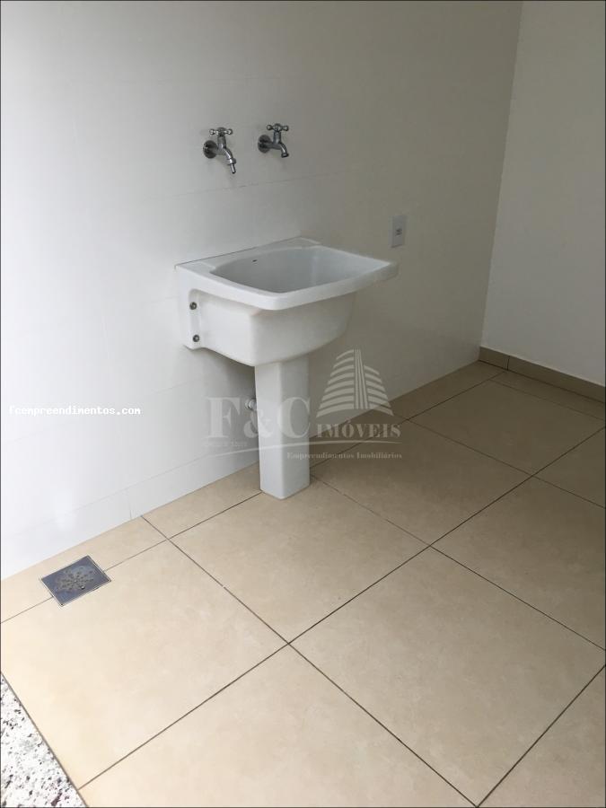 Casa à venda com 3 quartos, 250m² - Foto 13