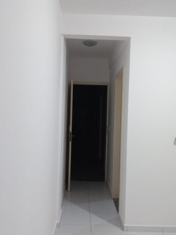 Apartamento à venda com 2 quartos, 90m² - Foto 2