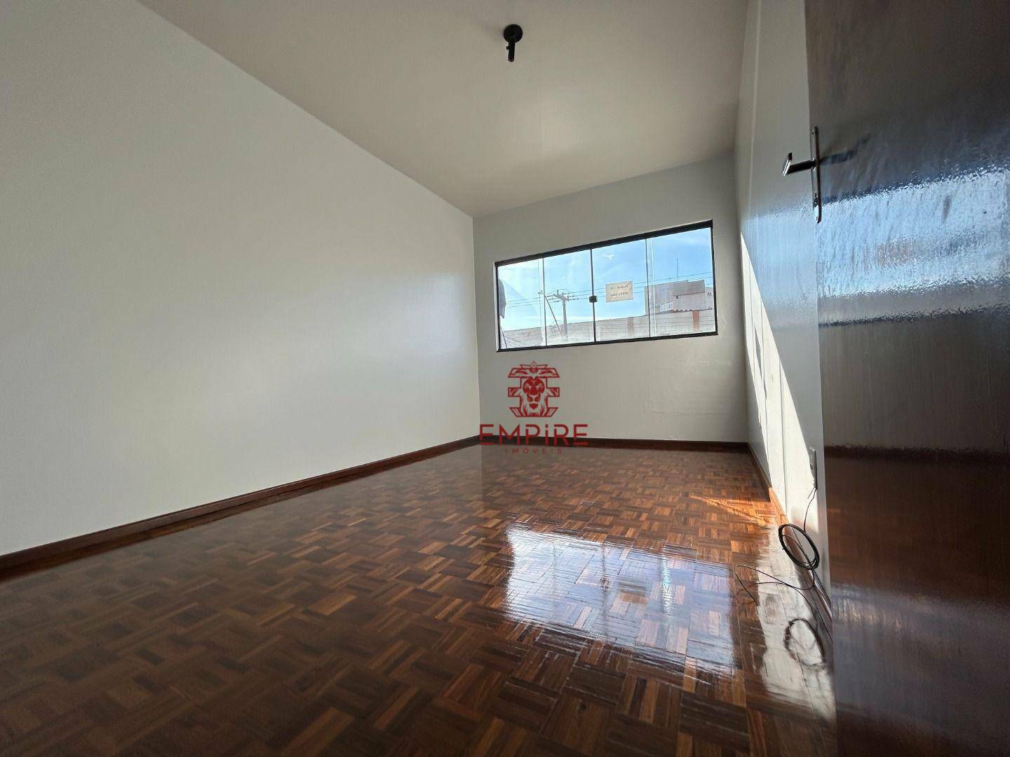Apartamento para alugar com 3 quartos, 140m² - Foto 12
