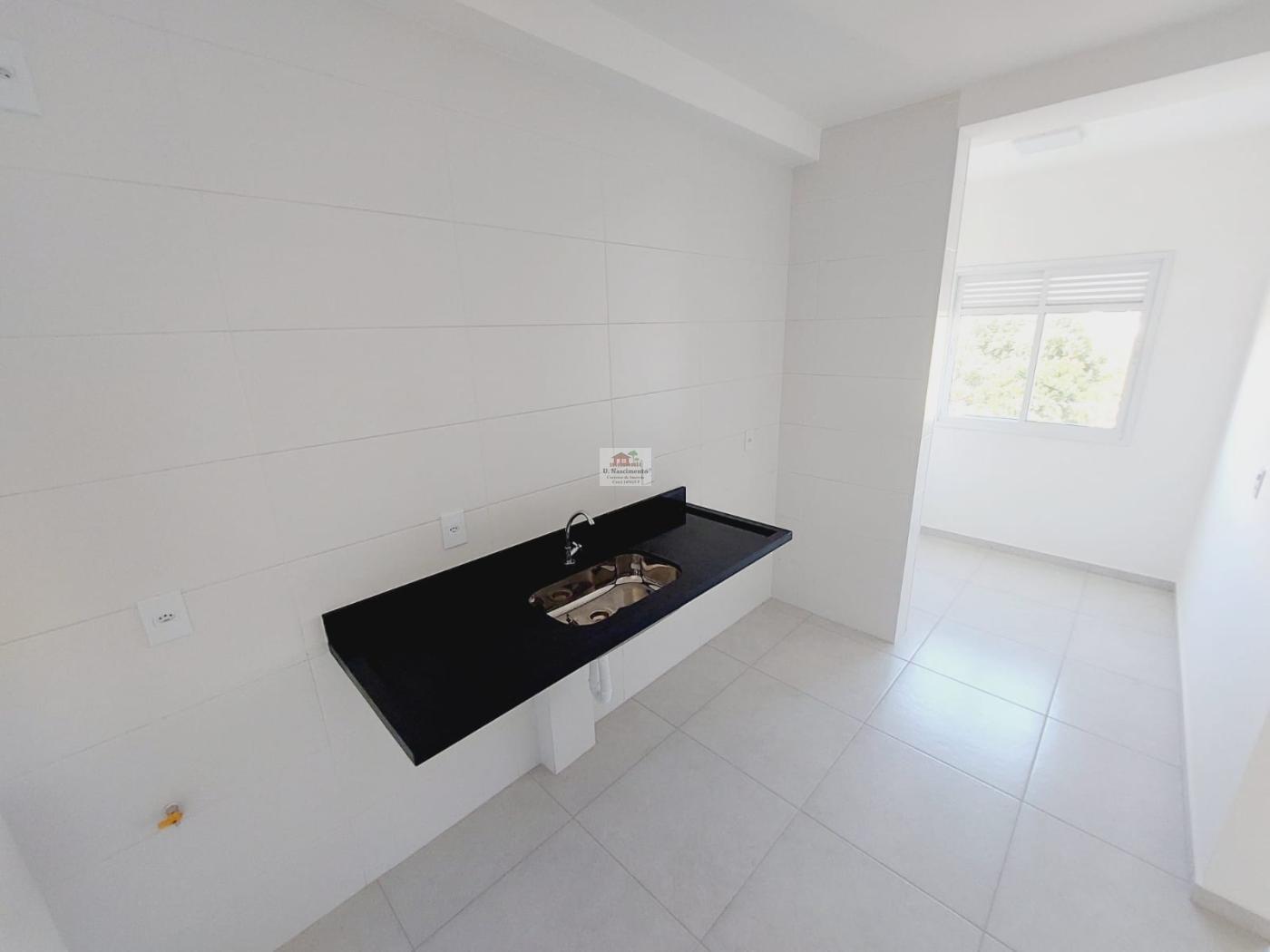 Apartamento à venda com 2 quartos, 68m² - Foto 4