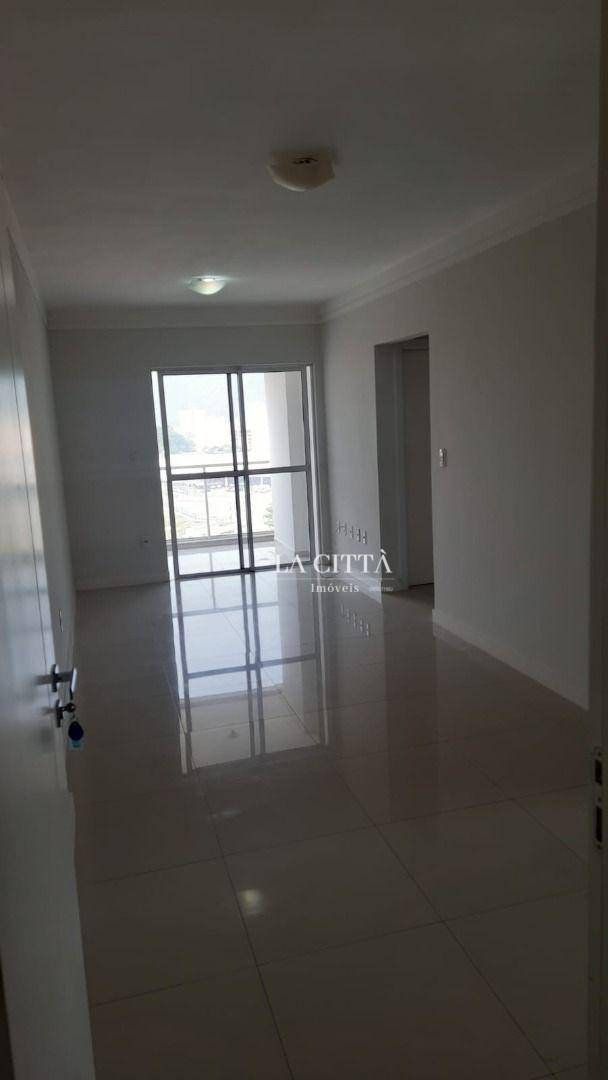Apartamento à venda com 2 quartos, 60m² - Foto 3