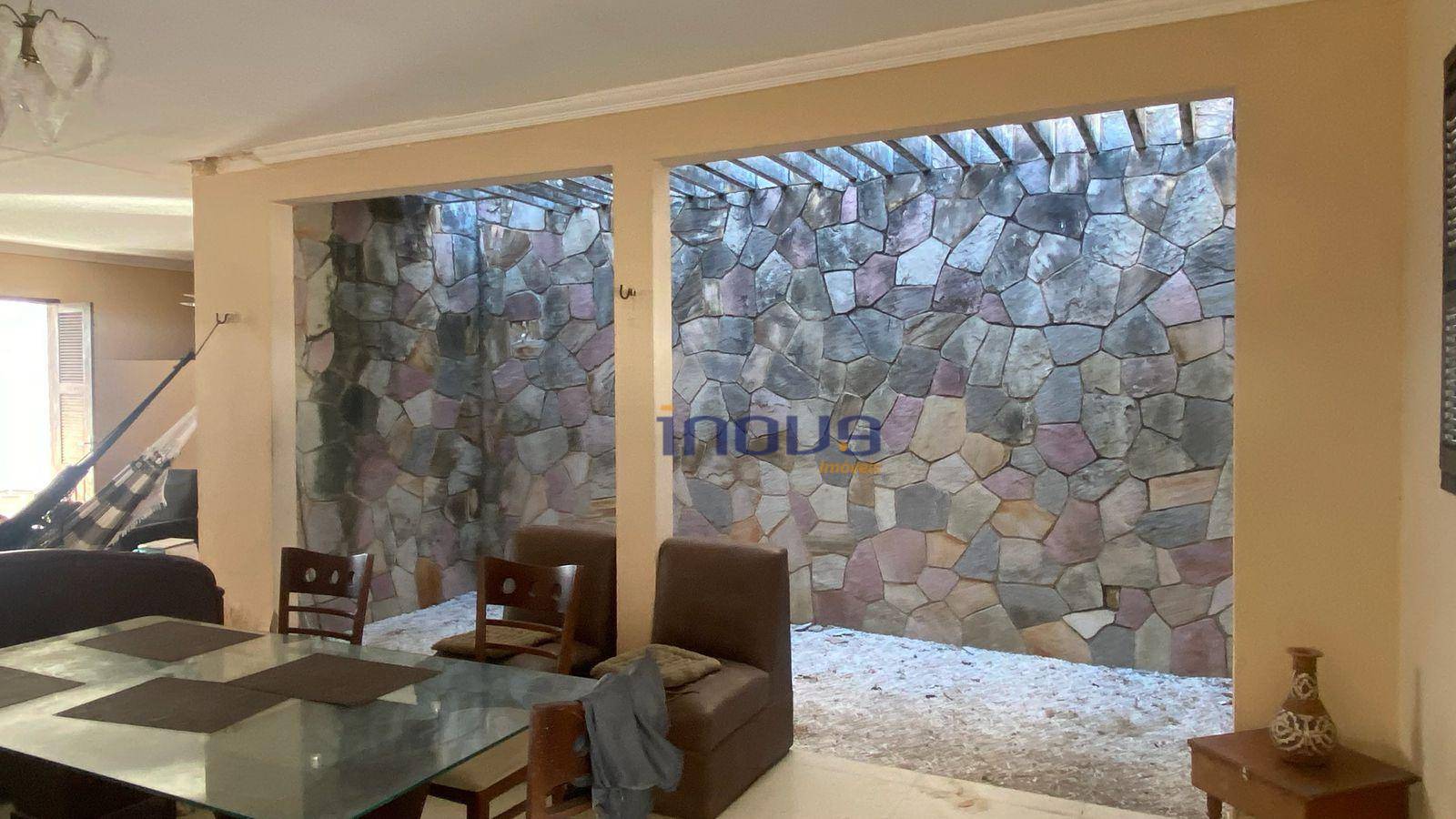 Chácara, 3 quartos, 281 m² - Foto 4