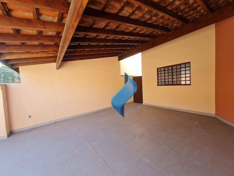 Casa para alugar com 3 quartos, 108m² - Foto 7