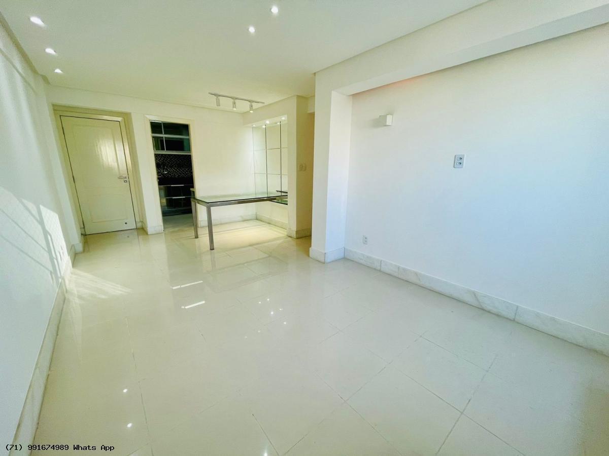 Apartamento à venda com 3 quartos, 156m² - Foto 9