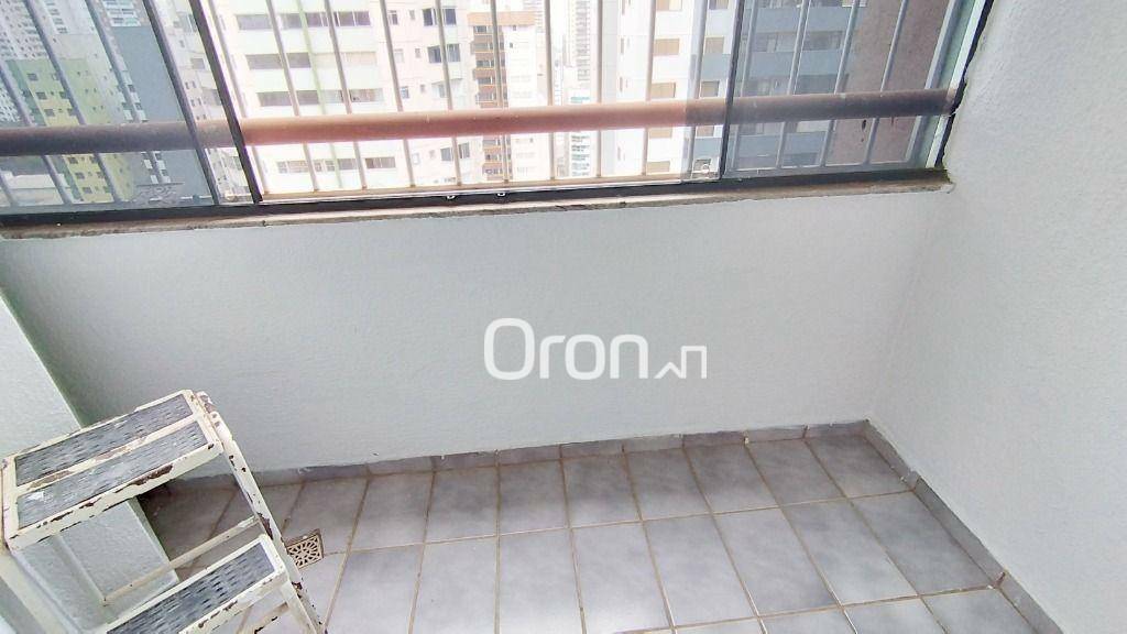 Apartamento à venda com 2 quartos, 61m² - Foto 5