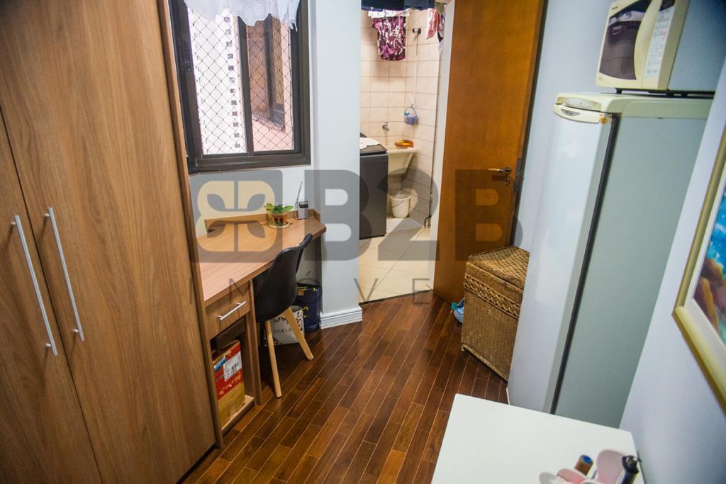 Apartamento à venda com 3 quartos, 142m² - Foto 10