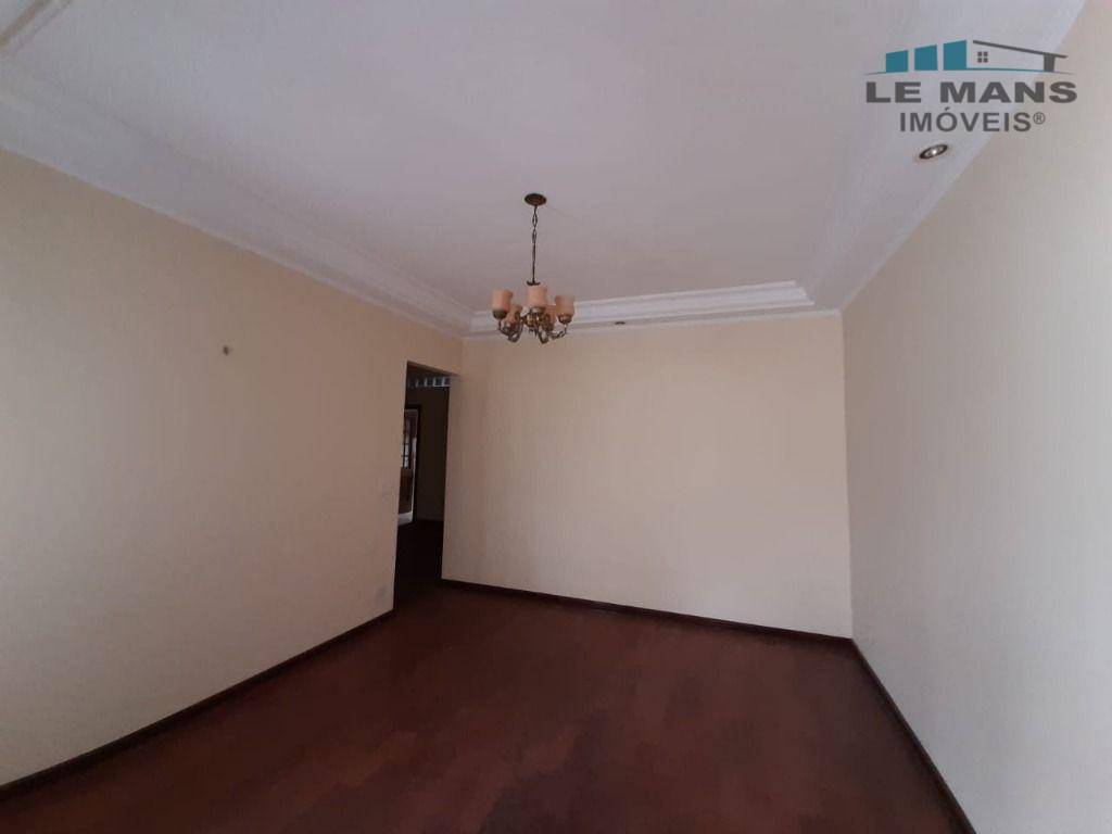 Casa à venda com 2 quartos, 140m² - Foto 13