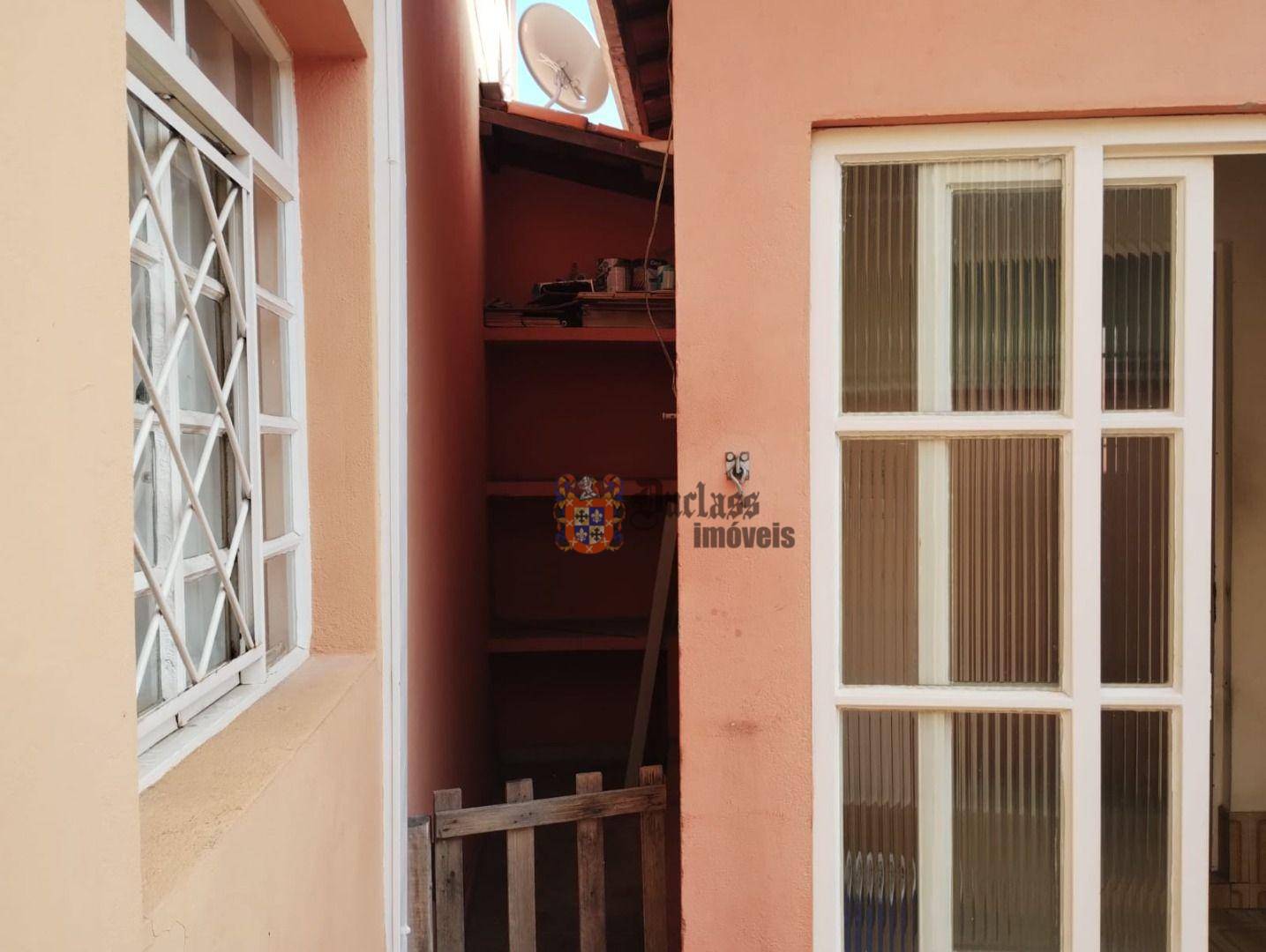 Casa à venda com 5 quartos, 165m² - Foto 6