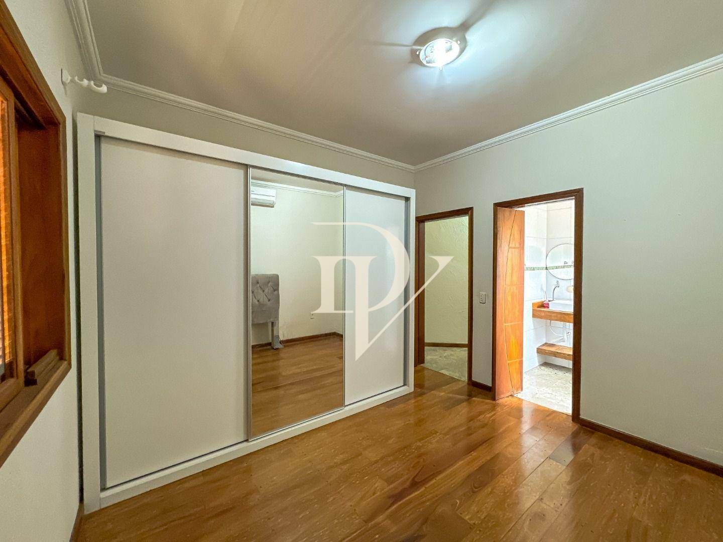 Chácara à venda com 6 quartos, 680m² - Foto 20