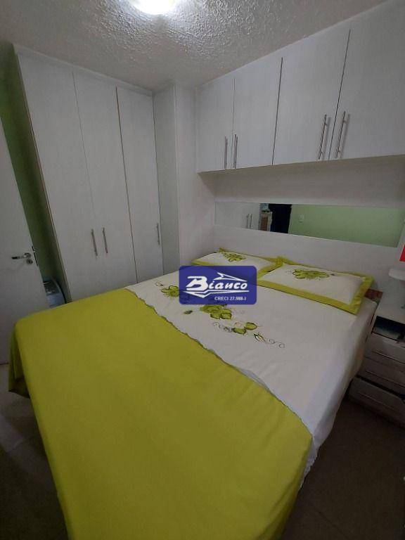 Apartamento à venda com 2 quartos, 41m² - Foto 3