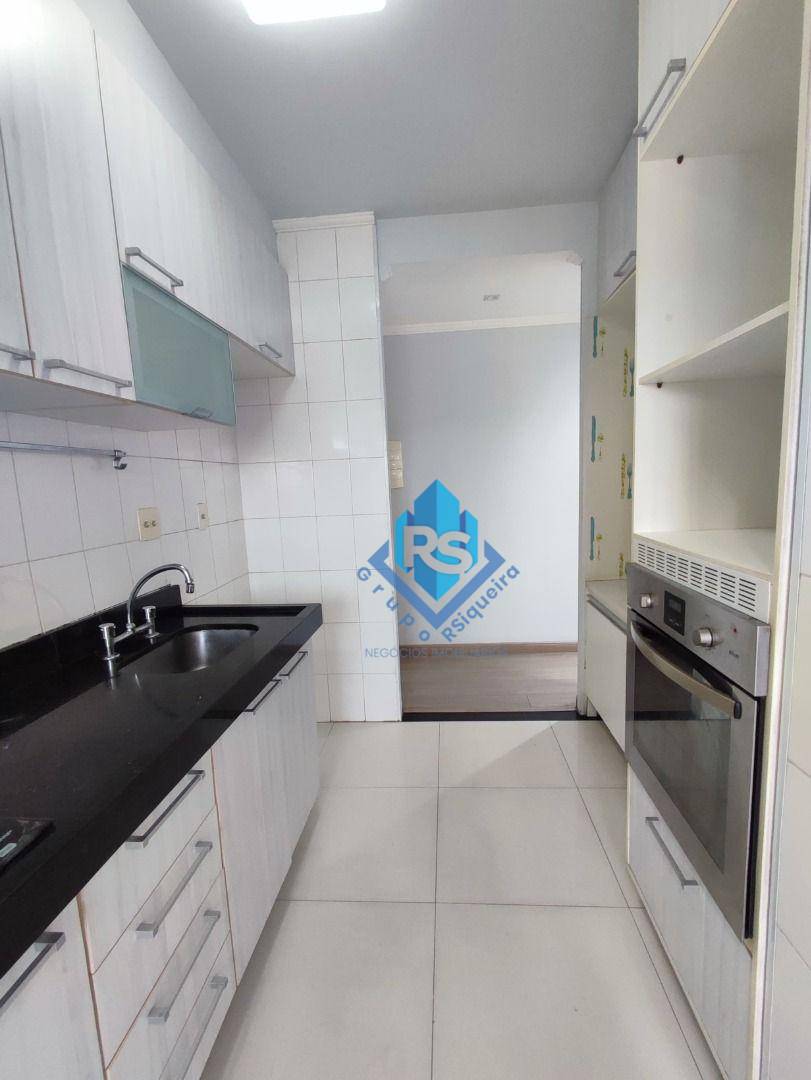 Apartamento para alugar com 2 quartos, 57m² - Foto 11