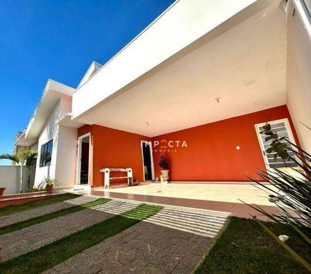 Casa à venda com 3 quartos, 150m² - Foto 1