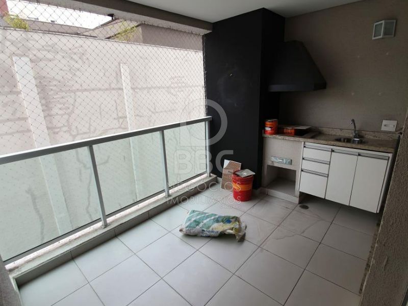 Apartamento para alugar com 2 quartos, 75m² - Foto 4