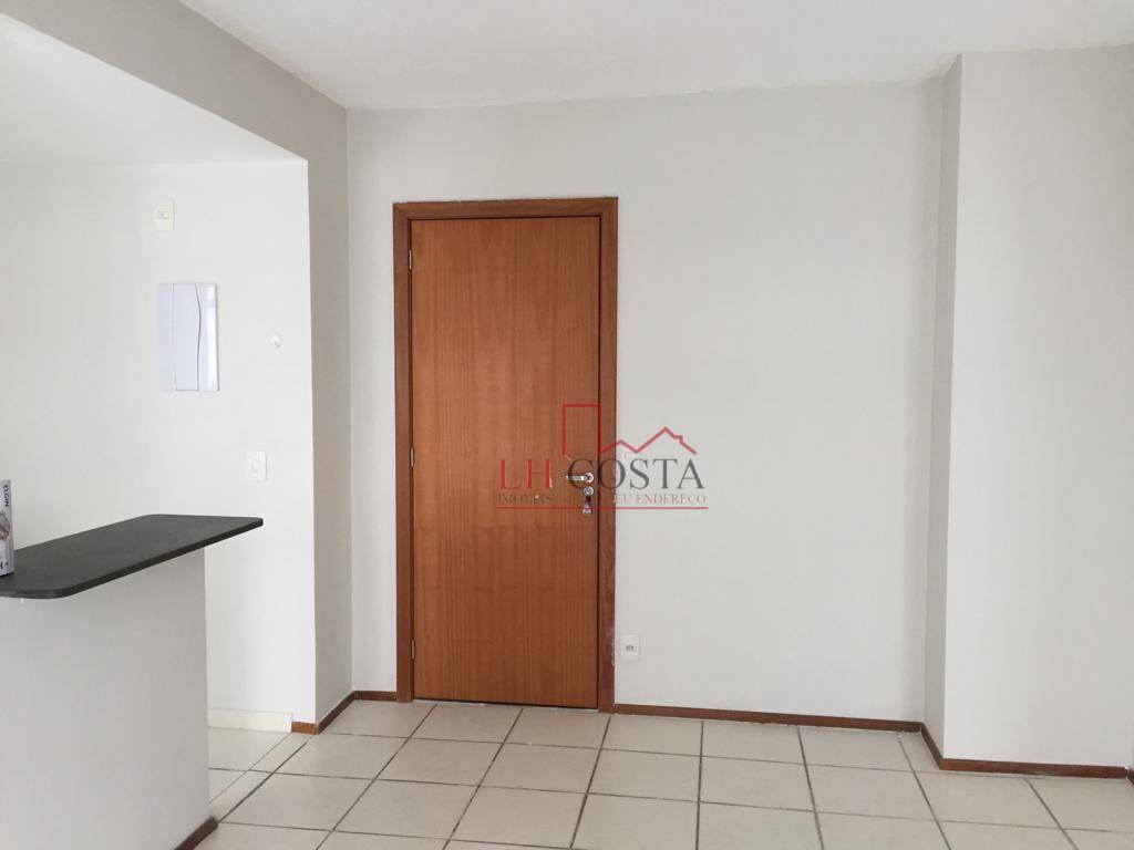 Apartamento à venda com 2 quartos, 60m² - Foto 6