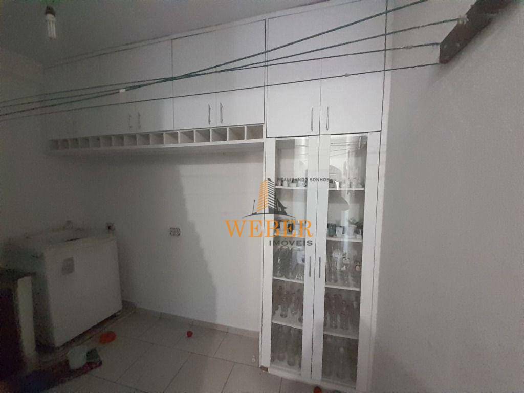 Sobrado à venda com 3 quartos, 175m² - Foto 2