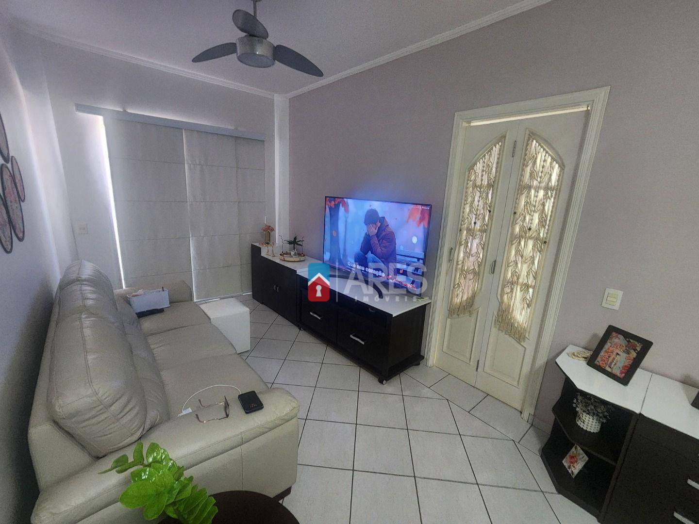 Apartamento à venda com 2 quartos, 63m² - Foto 1