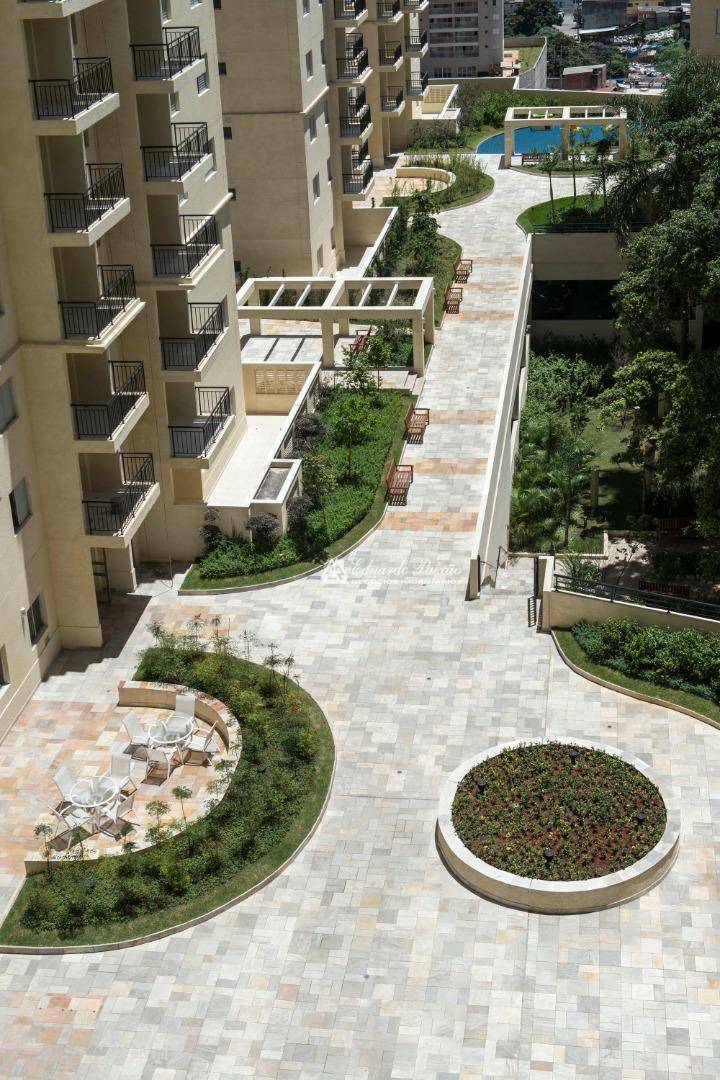 Apartamento à venda com 3 quartos, 76m² - Foto 30