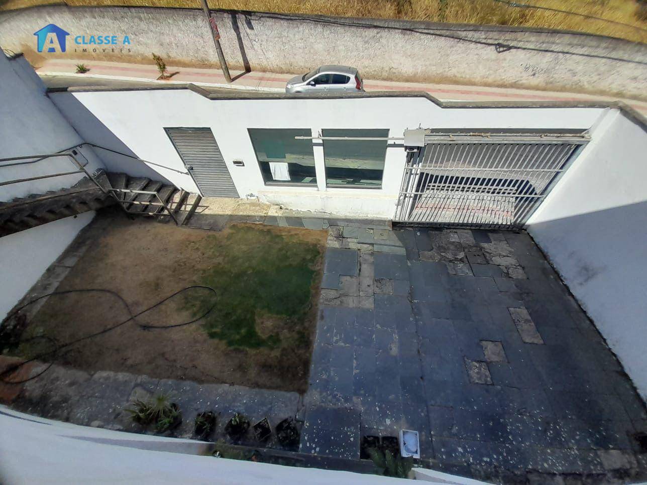 Casa à venda com 5 quartos, 175m² - Foto 14