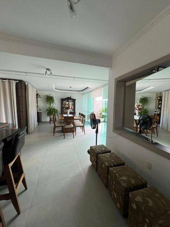 Casa para alugar com 3 quartos, 135m² - Foto 25