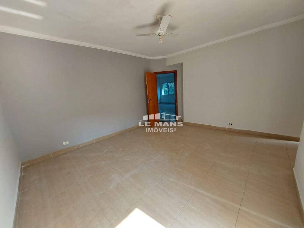 Casa, 4 quartos, 380 m² - Foto 3