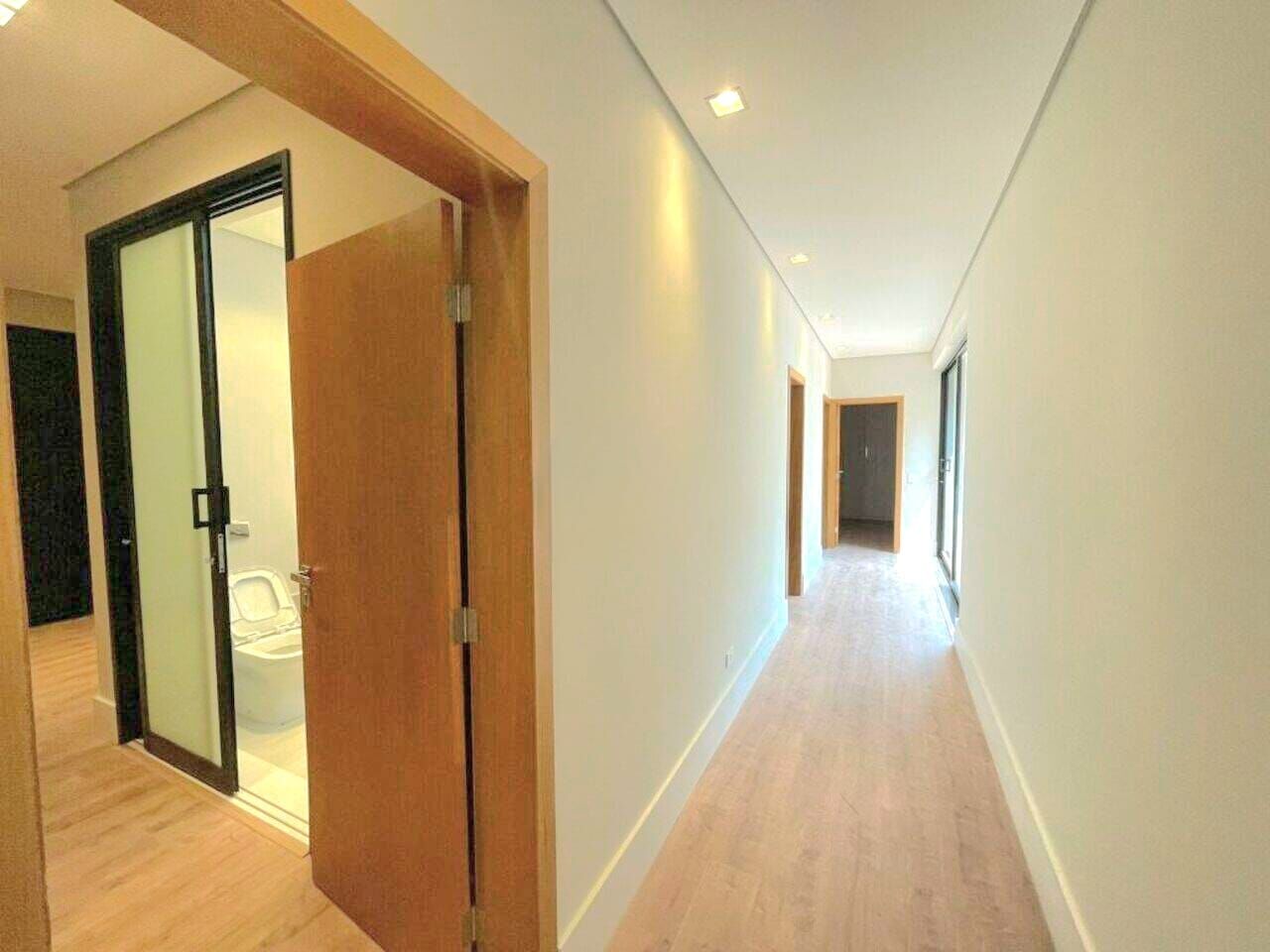 Casa para alugar com 4 quartos, 254m² - Foto 8