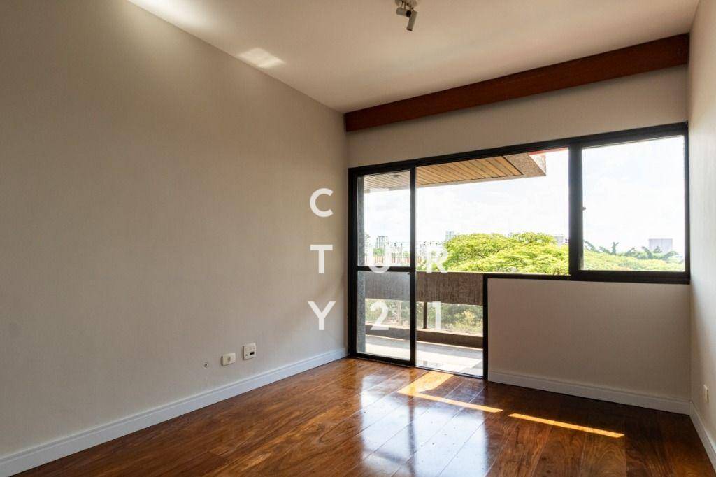 Apartamento à venda com 3 quartos, 82m² - Foto 2