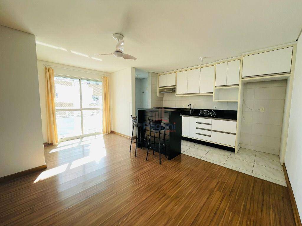 Apartamento para alugar com 2 quartos, 69m² - Foto 1