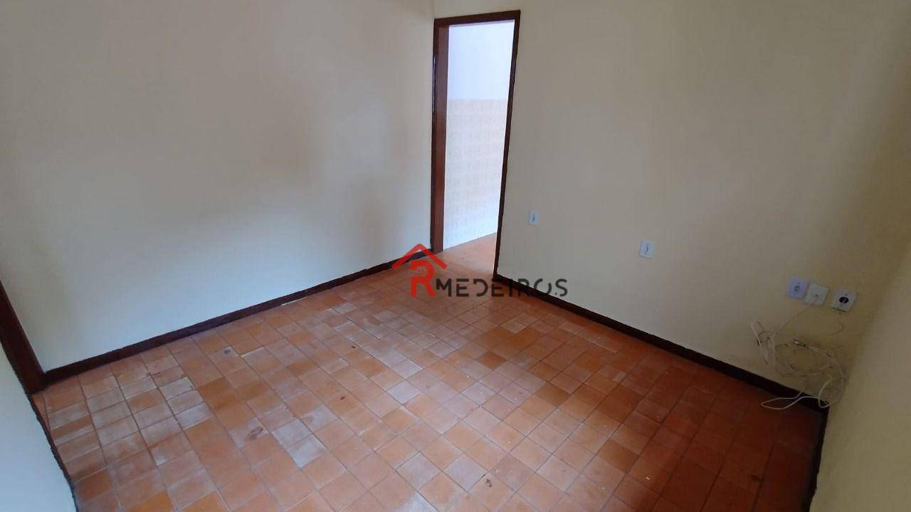 Casa à venda com 2 quartos, 120m² - Foto 7