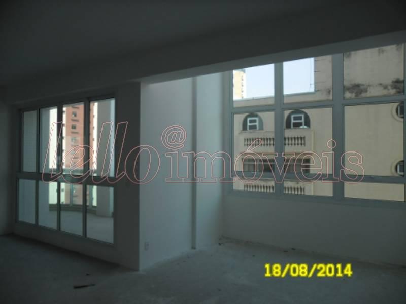 Apartamento para alugar com 4 quartos, 225m² - Foto 2