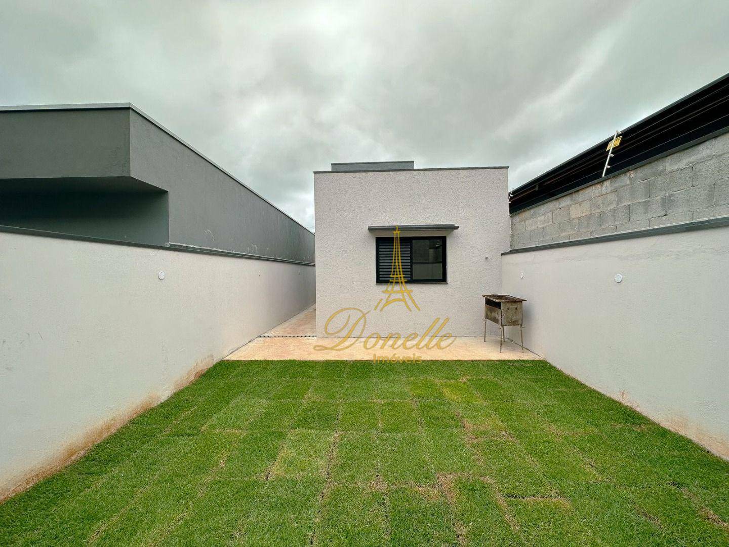 Casa à venda com 2 quartos, 70m² - Foto 14