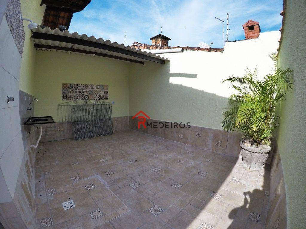 Casa à venda com 2 quartos, 85m² - Foto 26