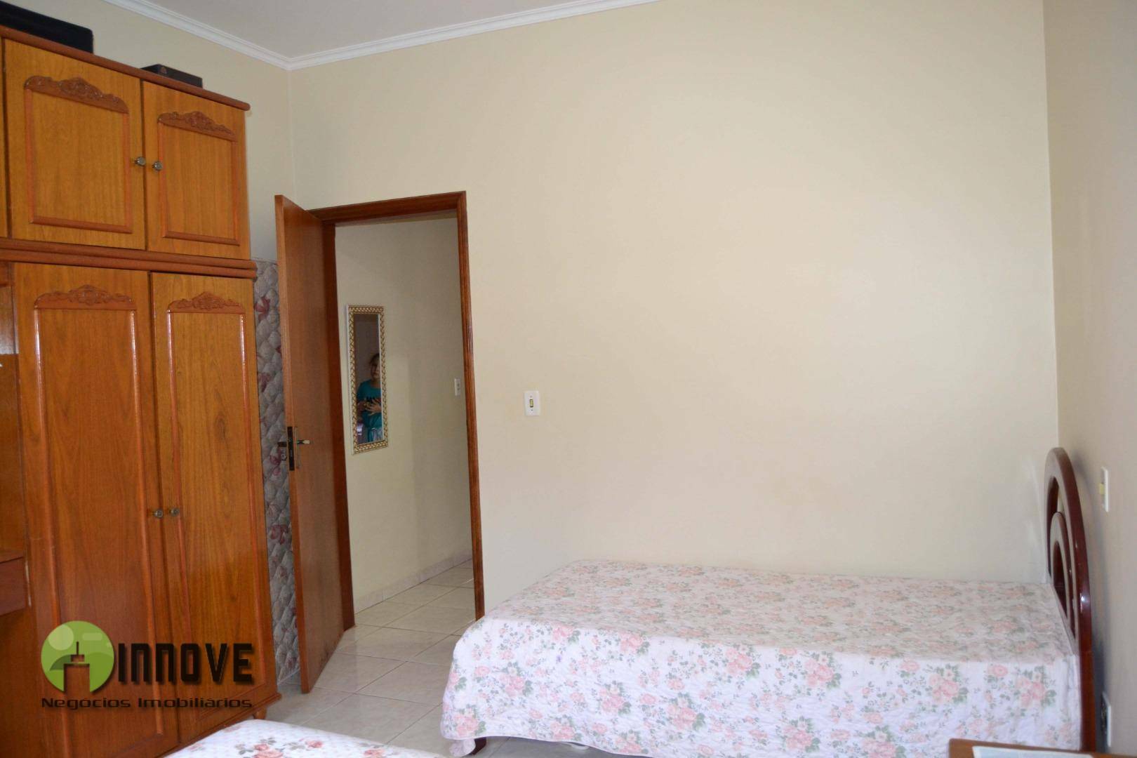 Casa à venda com 2 quartos, 100m² - Foto 14