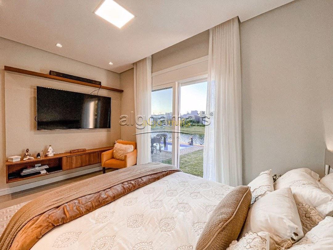 Casa à venda com 4 quartos, 187m² - Foto 12