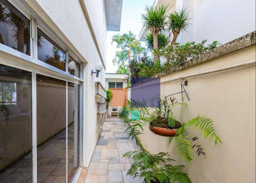 Casa à venda com 4 quartos, 363m² - Foto 7