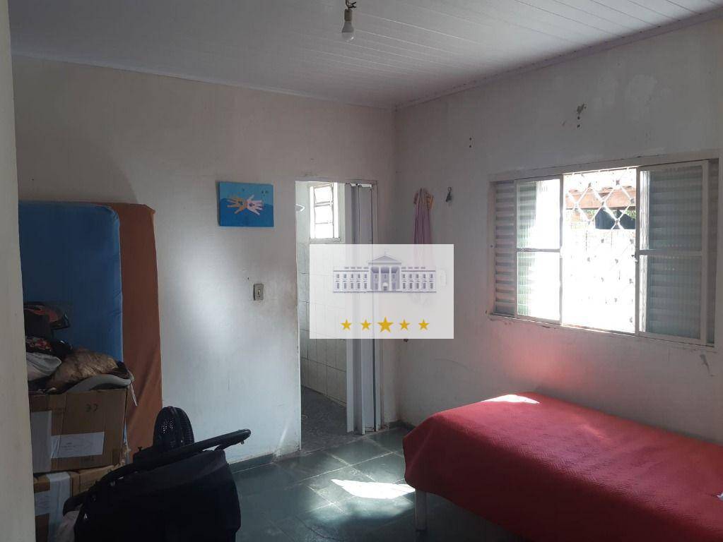 Casa à venda com 3 quartos, 140m² - Foto 2