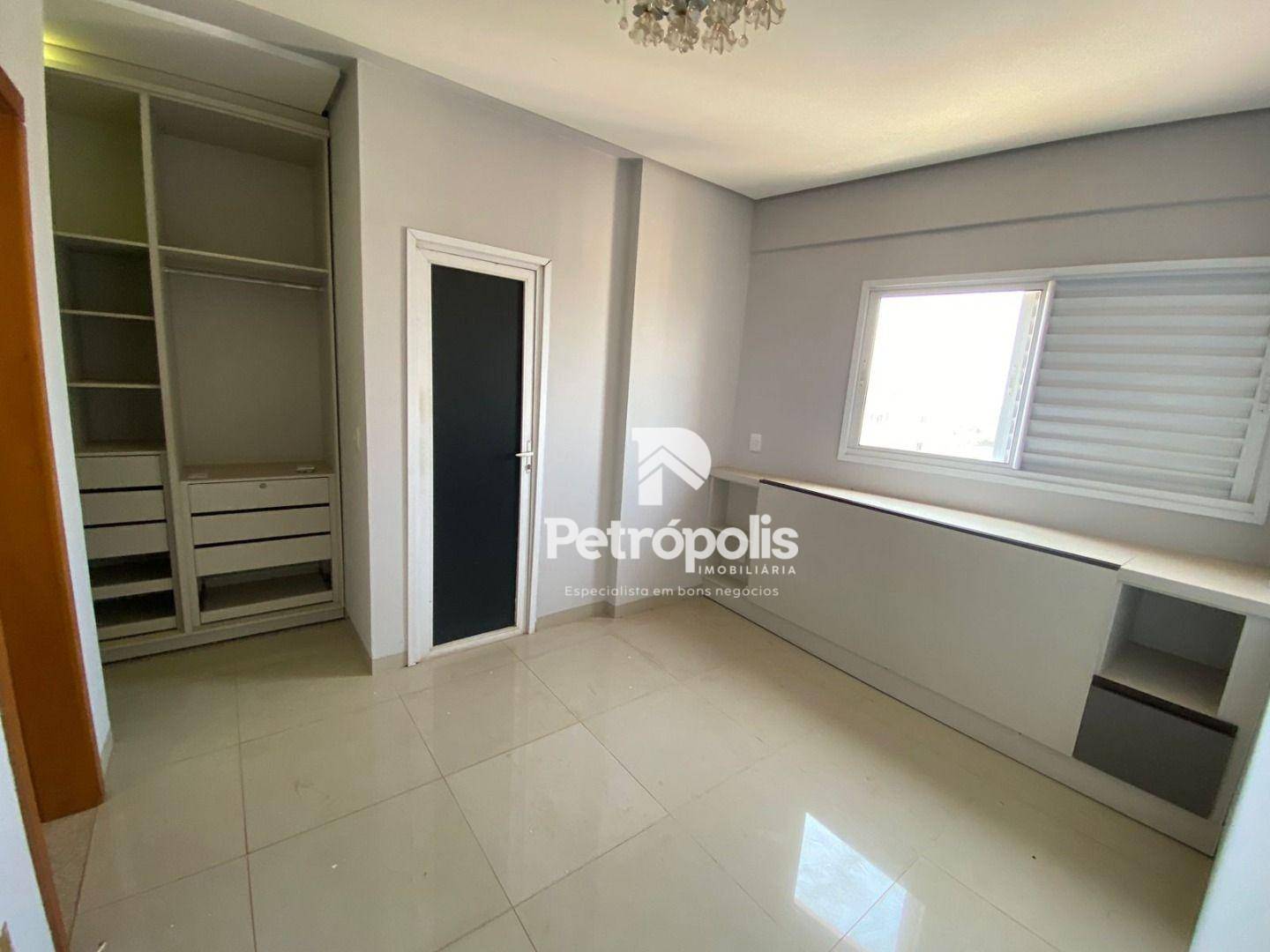 Apartamento à venda com 3 quartos, 87m² - Foto 12