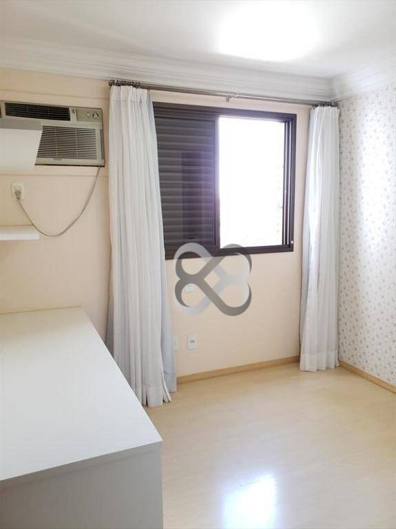 Apartamento à venda com 3 quartos, 217m² - Foto 22